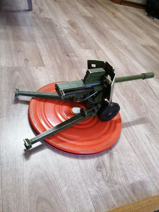 Продам пушку металлическую. СССР