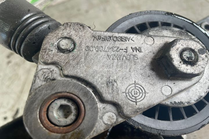 Intinzator curea F-234709.09 Volkswagen VW Passat B5.5 (facelift)