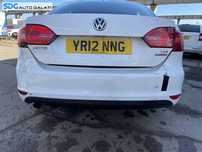 Bara Spoiler Spate cu DEFECT VW Jetta 4 2011 - 2018 Culoare LB9A