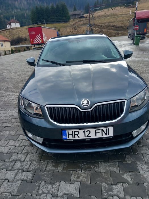 Vând Skoda Octavia