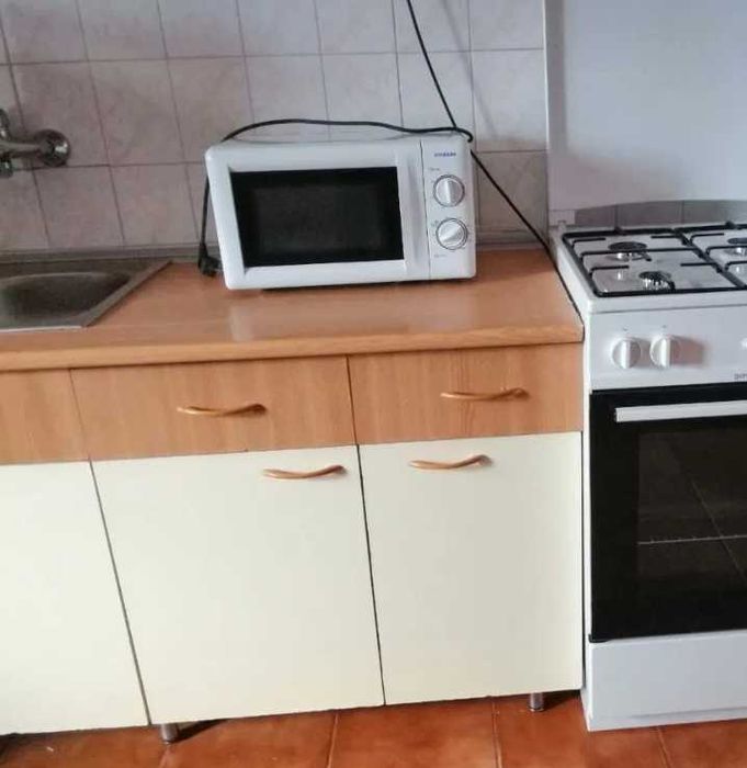 Дава се под наем Двустаен апартамент в Пловдив, Въстанически - 44 кв.м за 132.6 € - Снимка #3