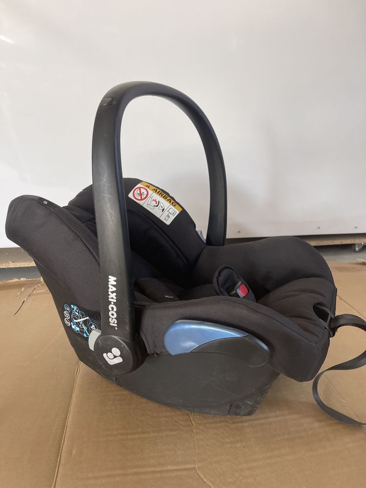 НОВО Кош за бебе за кола количка Maxi Cosi Citi 0-13 kg
