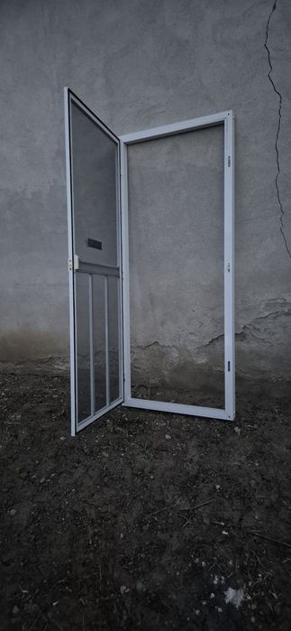 De vanzare usa mare termopan pentru terasa si un geam termopan