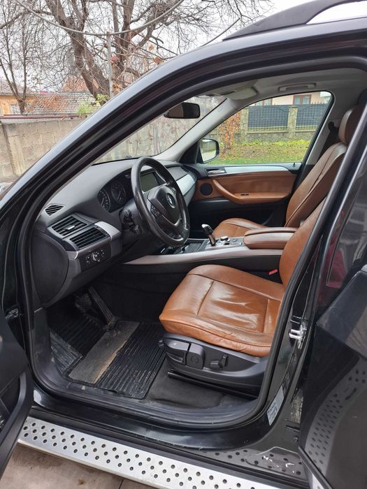 Vand BMW X5 motor defect