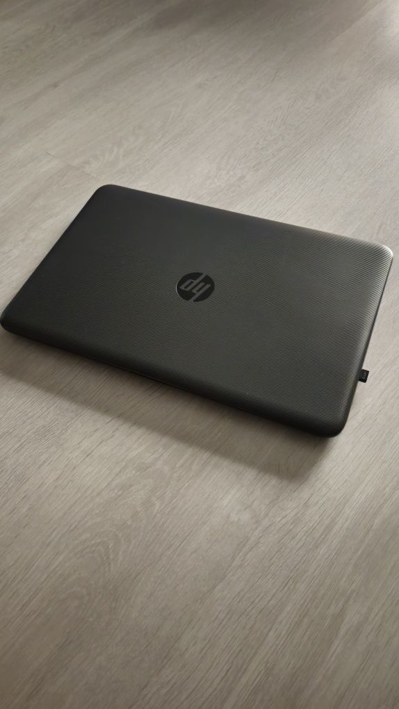 Laptop HP 250 G5