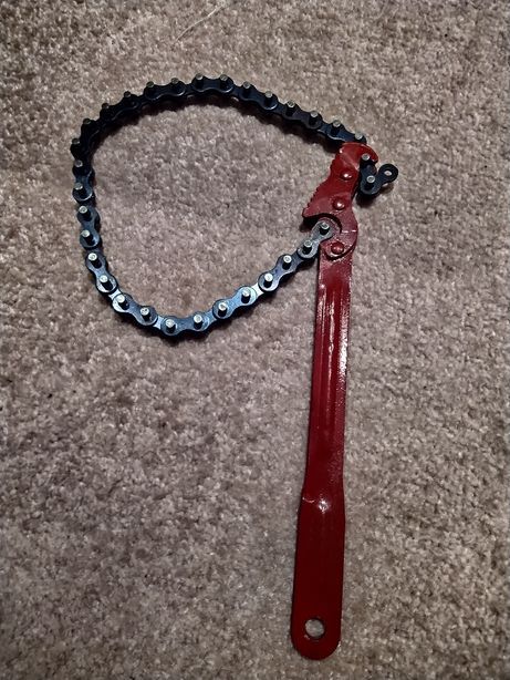 Cheie cu Lant Filtre 12" Maner Rosu