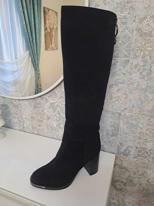 Продам сапоги женские замшевые