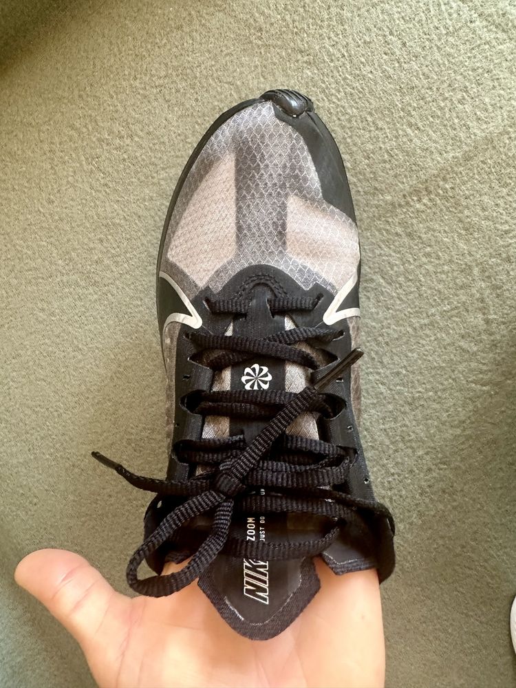 Дамски маратонки Nike
