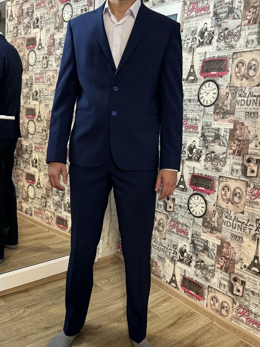 Продам костюм в отличном состоянии.