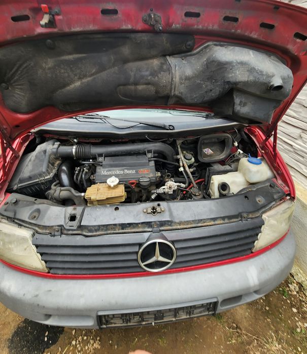 Mercedes vito 110 CDI, an 2003 dezmembrează.