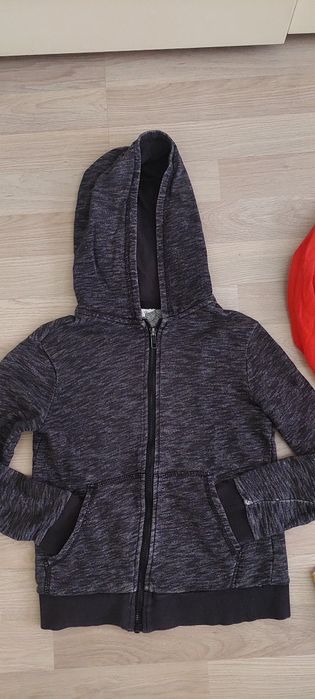 Лот HM, Little Kids две пижами и суитчер 122 см 6-8 г за момче