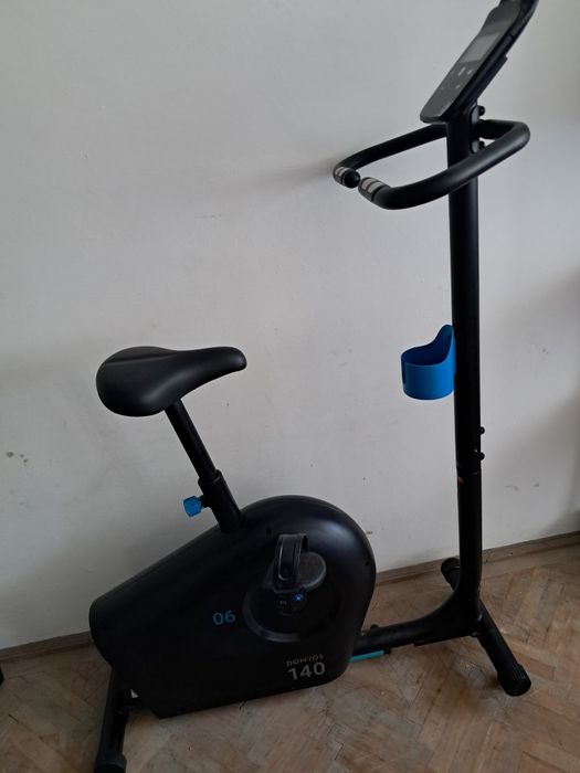 Bicicleta fitness Domyos 140