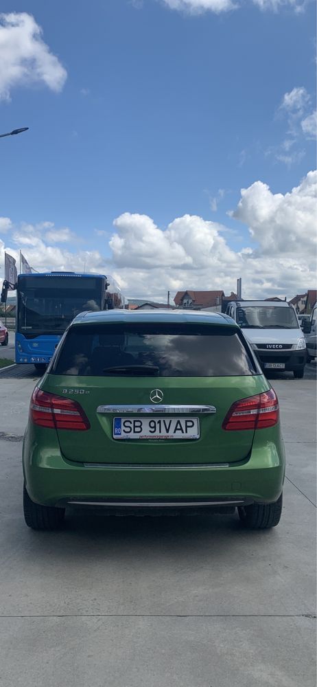 Mercedes-benz B 250 electric