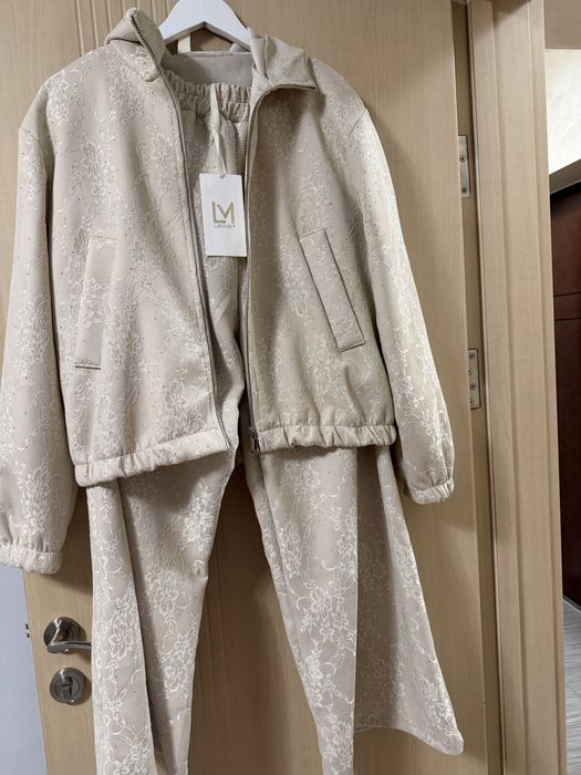 Дамски сет с дантела и камъни