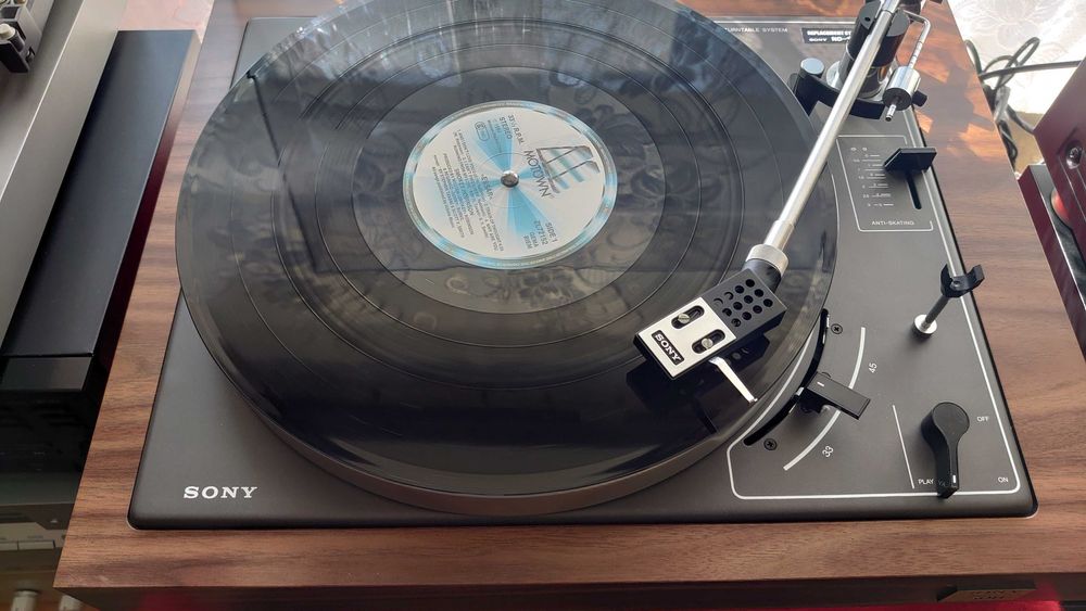 Pick-up Sony   PS-5011  retro   1970