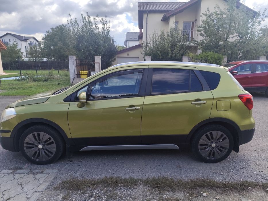 Vând Suzuki SX4 cross