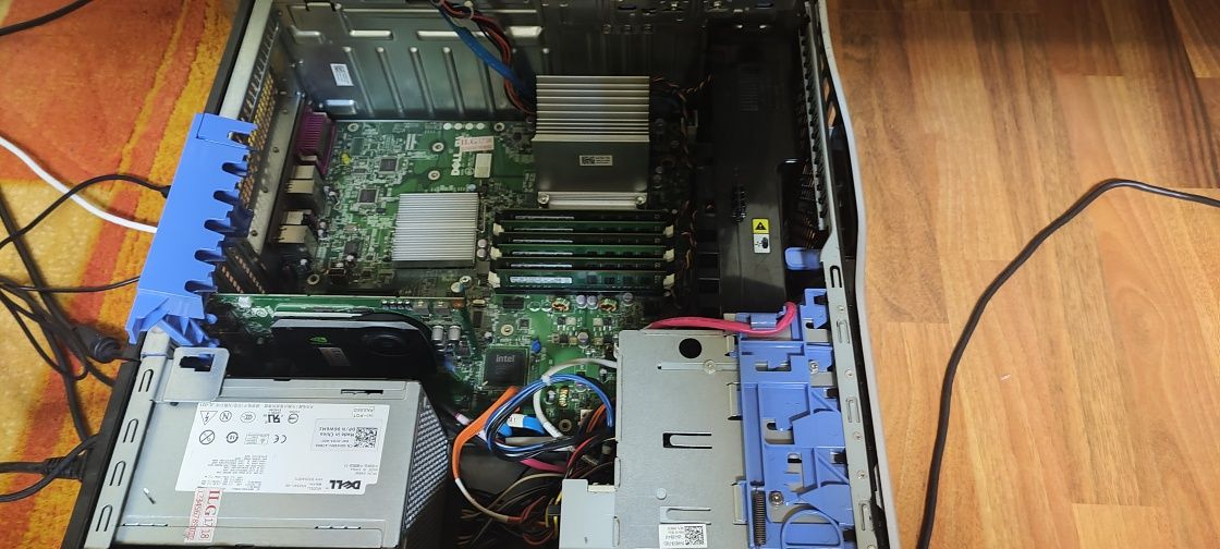 Server Gaming (Dell Precision T3500)