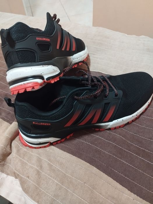 Маратонки Булдозер