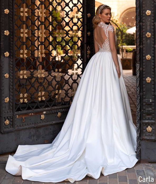 Oferta! Rochie de mireasa - Elite Mariaj Carla-by-Monreal; marimea 42