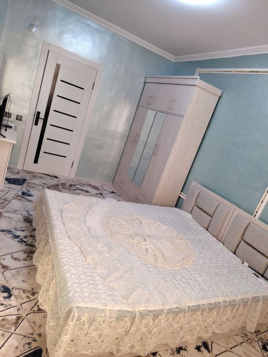 Fargona shaxar oybek radomdi yonida kunli kvartira bor bezzaks quyamiz