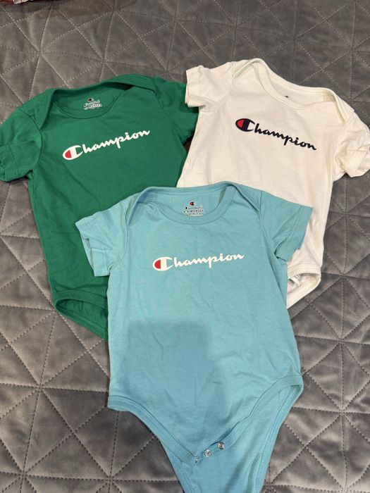 Бебешки бодита Champion