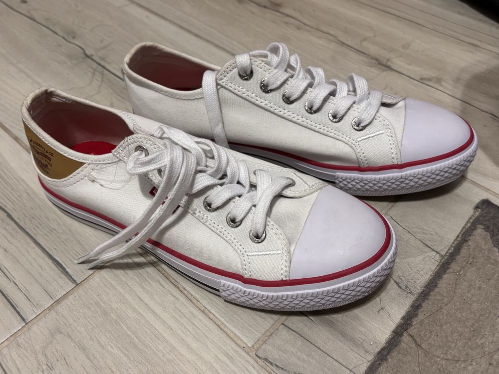 Levis кецове 38eur