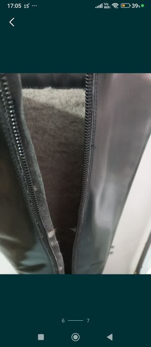 Cizme din piele naturală lăcuită, cu blană, mărimea 37