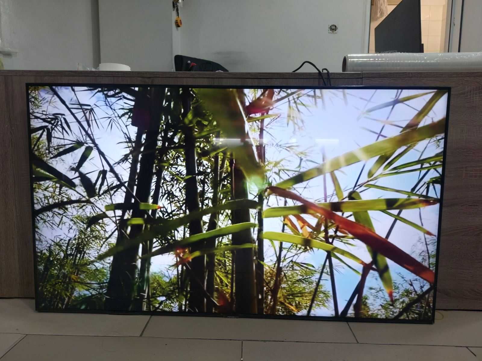 Smart телевизор Samsung 55 инча