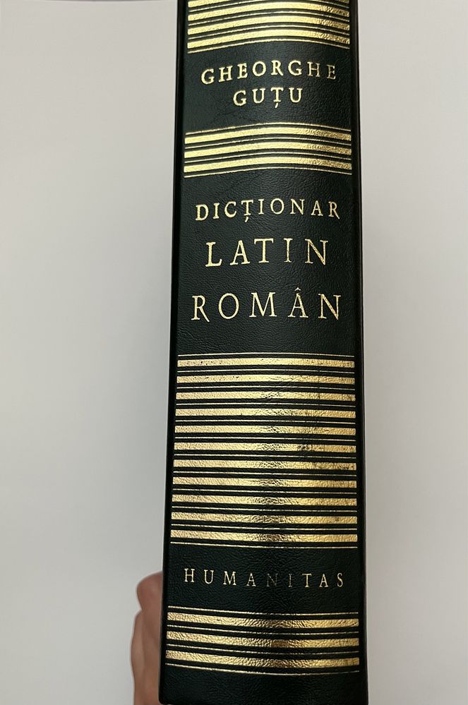 Marele Dicționar Latin-Român- editura Humanitas Gheorghe Guțu