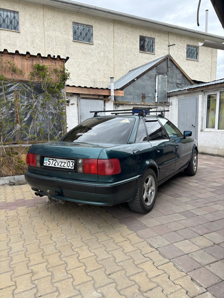 Продам Audi 80 b4