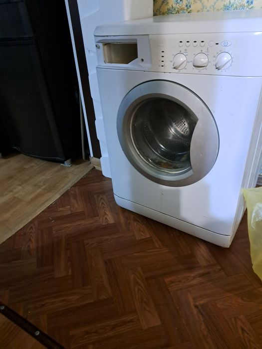 Продам indezit  20 тыс