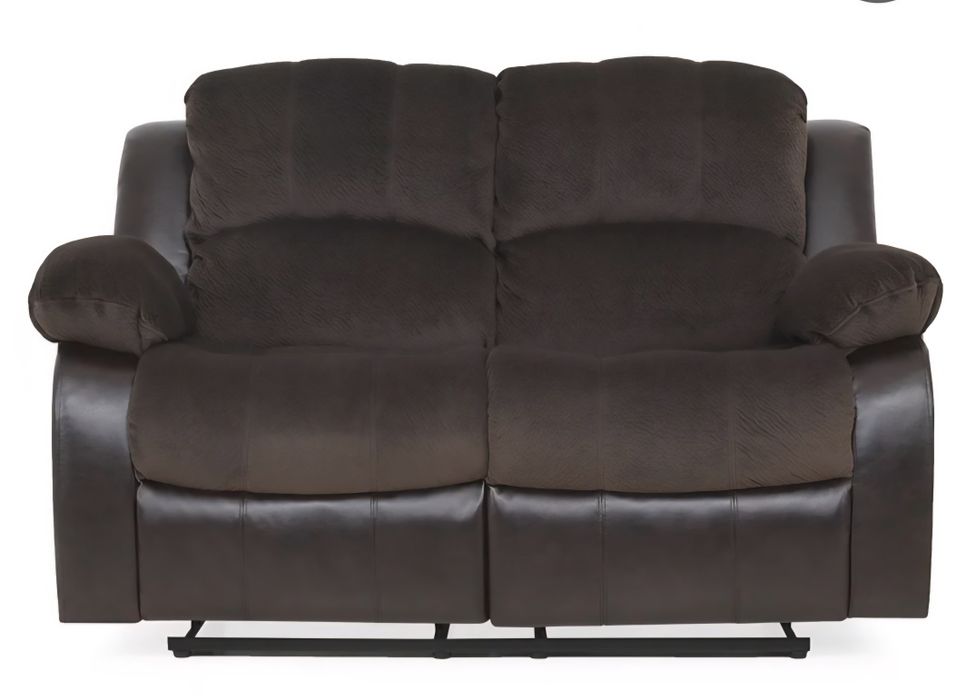 Vând Camapea Noua 2 locuri cu recliner manual