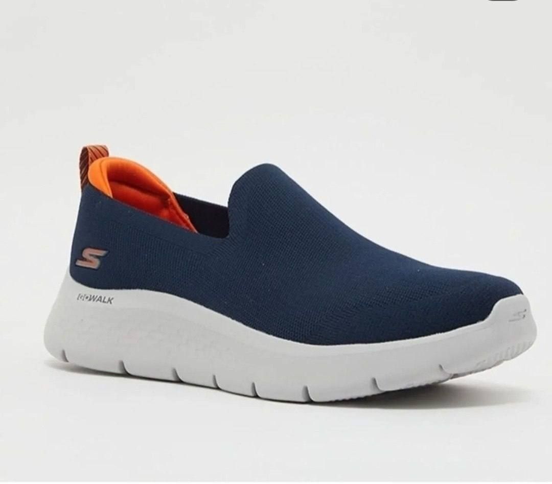 Skechers Ultira  .