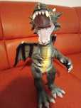 Dragon de apa gigant