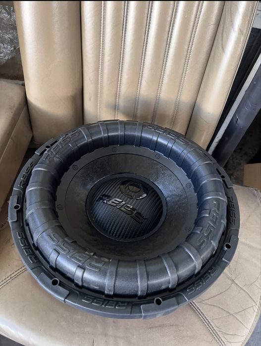 Vând difuzor (subwoofer) Reiss RX15pro 1500wRMS