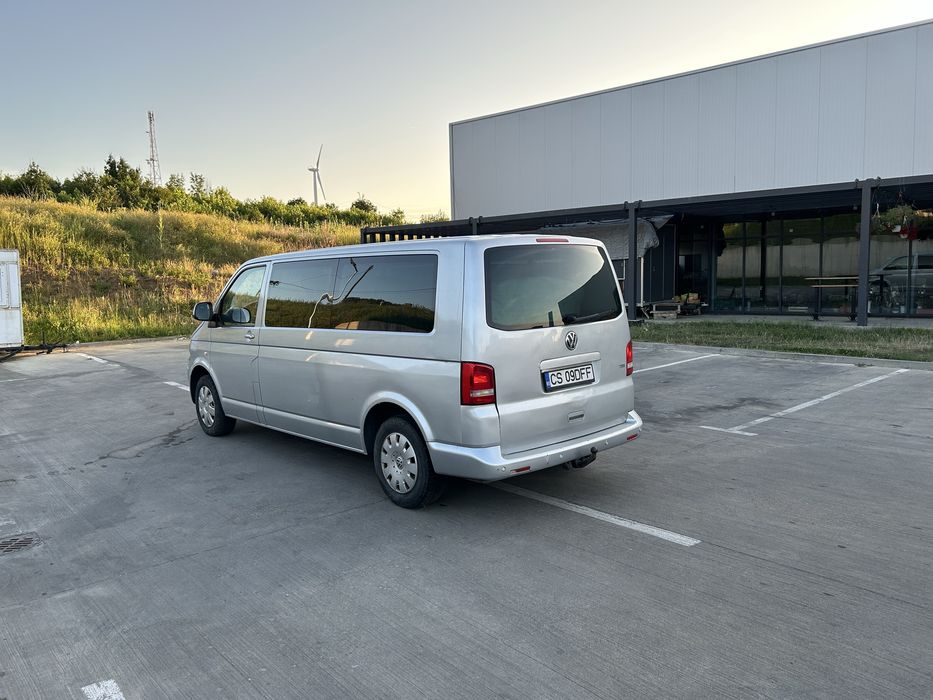 VW Caravelle 2,0 TDI Extra Lung 9 Locuri 2012Variante