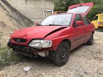 Ford Escort 1.6 На Части
