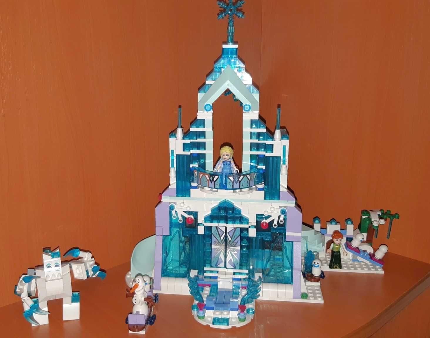 Tip lego Disney Castel Frozen Elsa Palatul Magic Gheata 43172