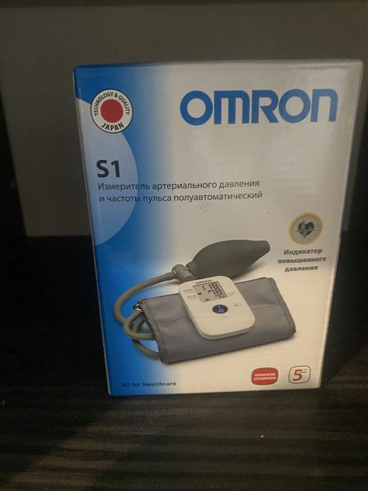 Измеритель давление омрон