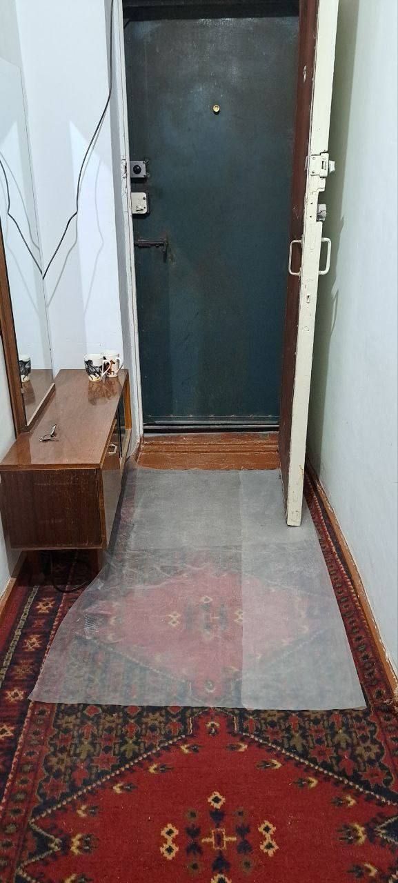Чирчик ш. 9 м/н кирпичный дом 1х/3/4 +2х6 балкон 46 м²