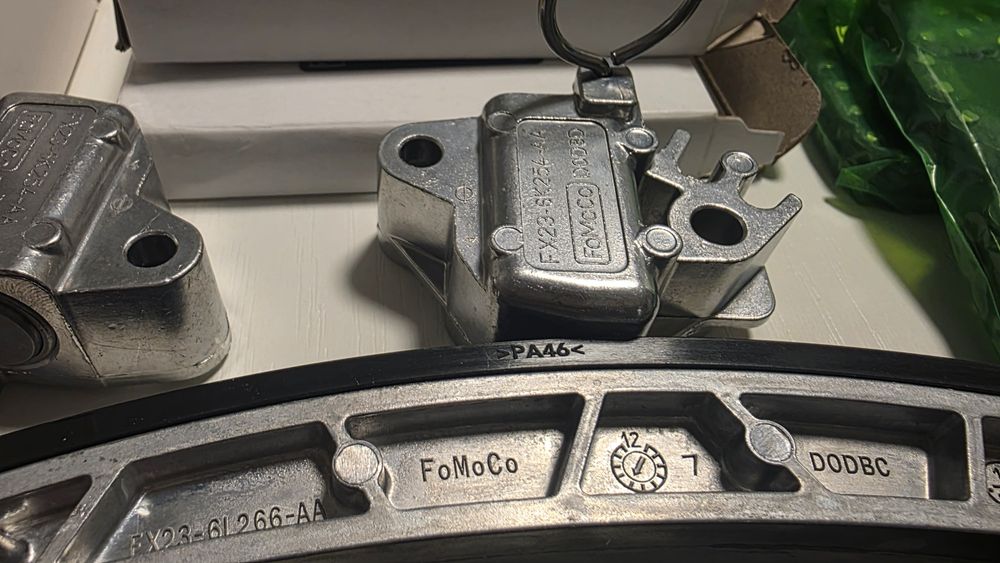 Решетка за табло Ягуар xf и вериги 5.0, термостат 3.0