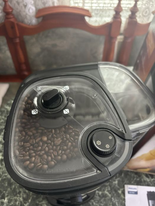 Кафе машина Шварц Philips HD7900