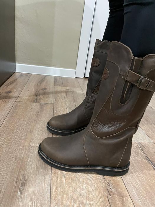 Унты женские из натуральной кожи и меха