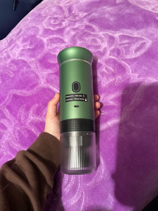 Vand portable espresso maker