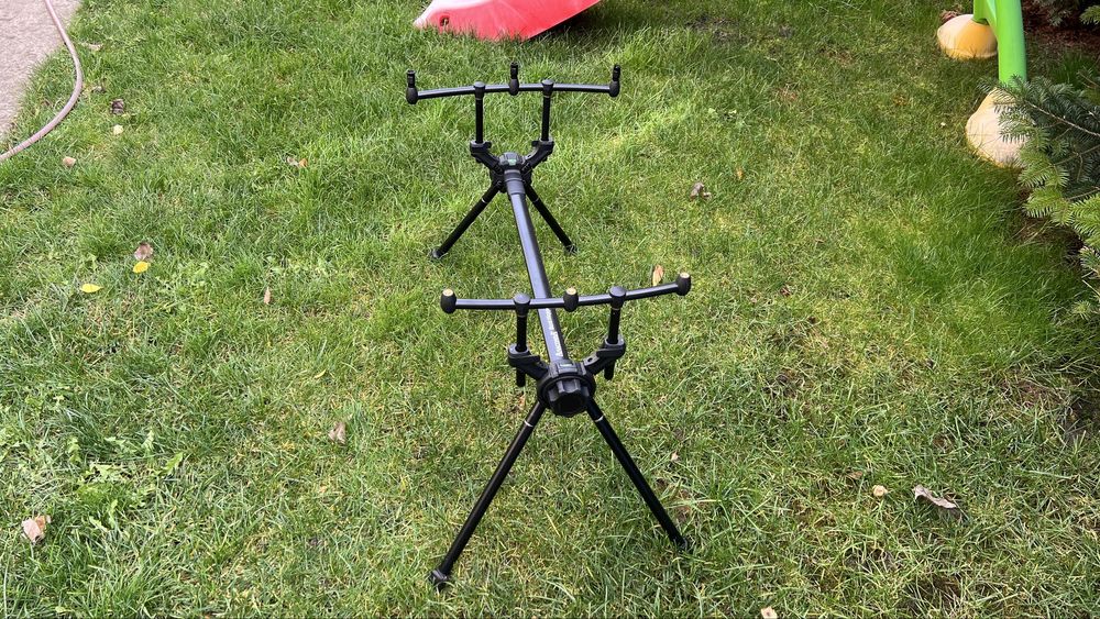 Vand rod pod Anaconda Bent Hopper