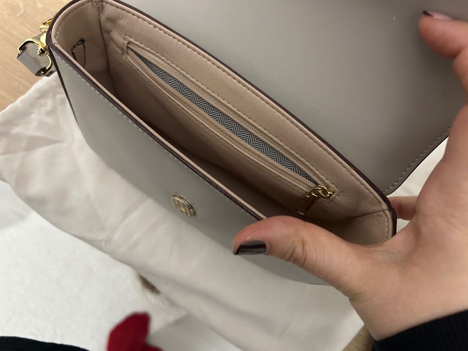 Дамска чанта от естествена кожа