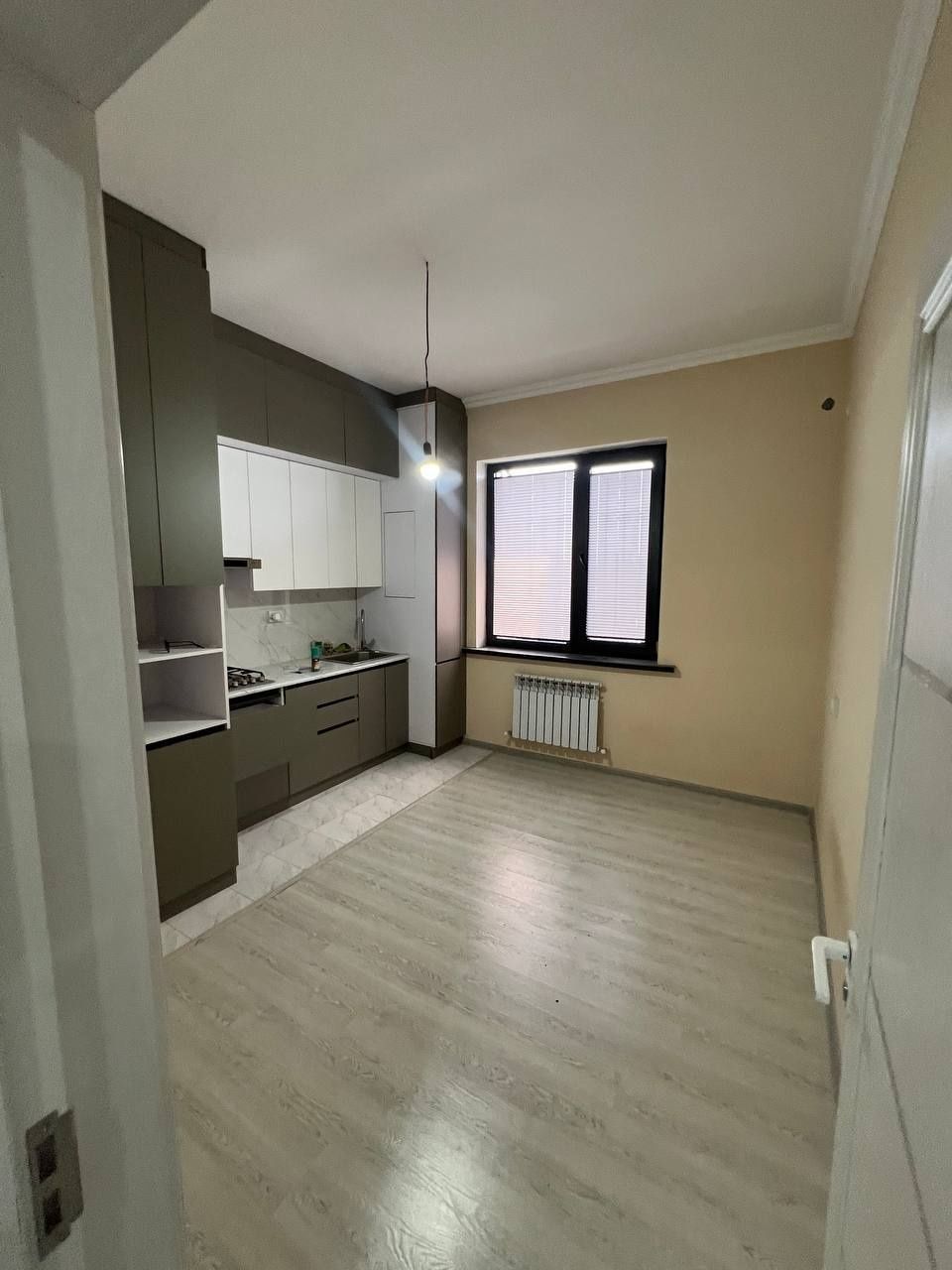 Продаётся квартира в Сергели 7, новостройка. 3х комнатная