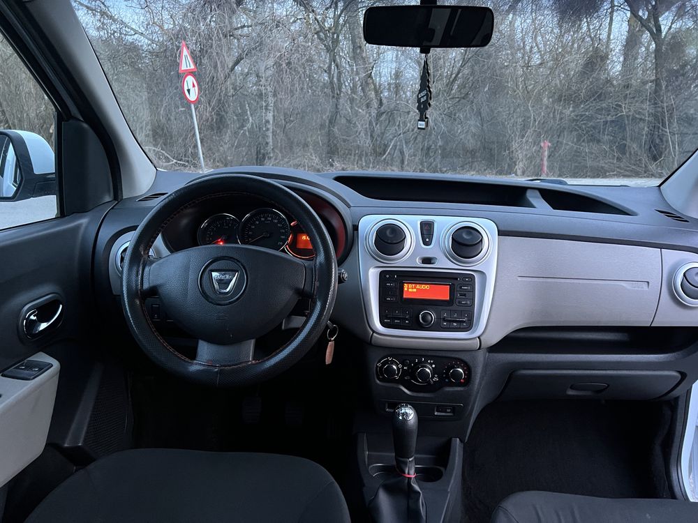 Dacia dokker 2015 1.5 dci 90 cp 5 locuri