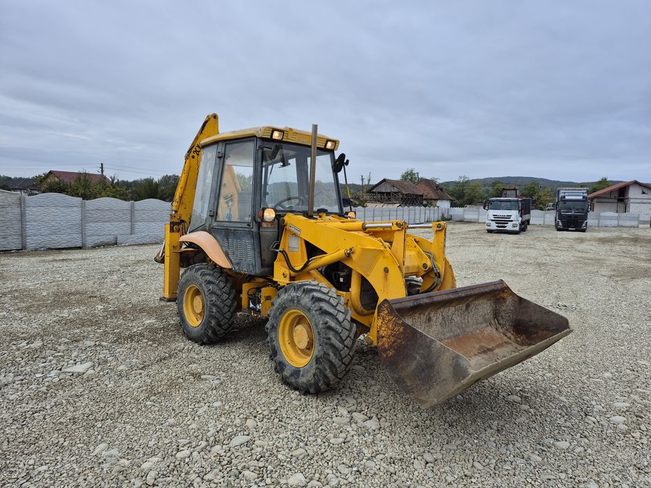 Buldoexcavator jcb 2cx
