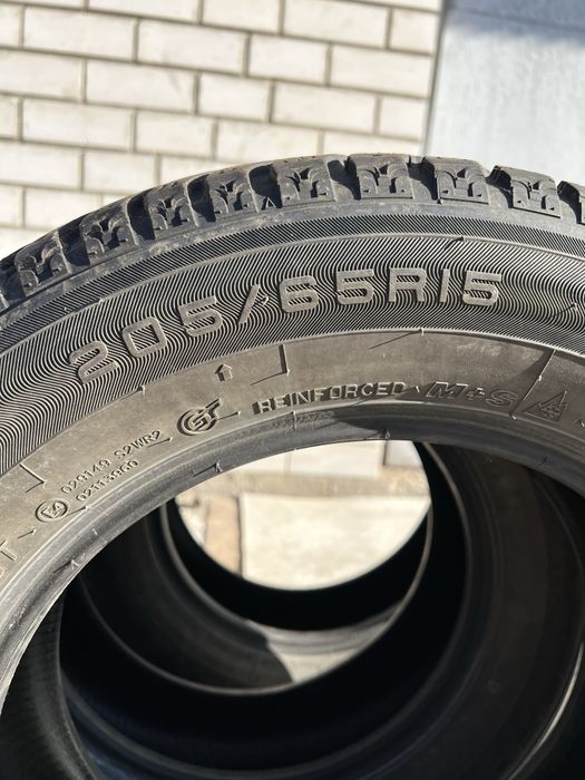 Продам зимние шины